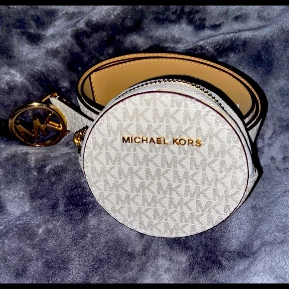 Michael Kors | Accessories | Mk Pouch Belt | Poshmark display picture 1